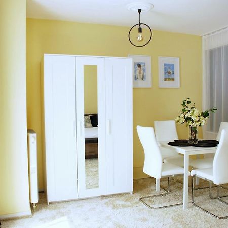 Central Point Διαμέρισμα Ζιελόνα Γκόρα Εξωτερικό φωτογραφία